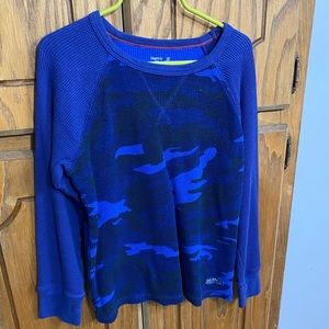 Gap thermal shirt